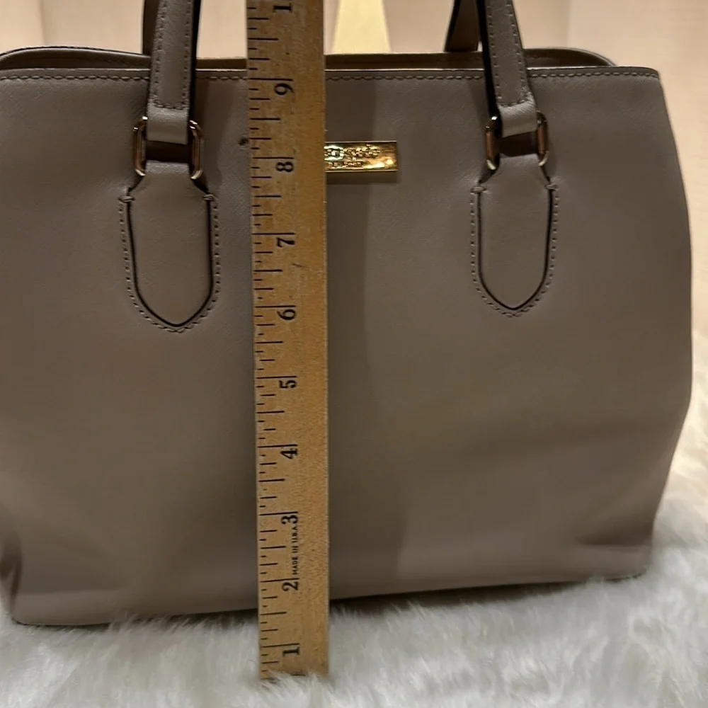 Kate spade grey w/ pink undertones 2 way purse